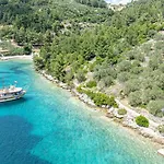Nina Plitvine 4* Vela Luka