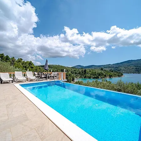 Nina Plitvine Guest house