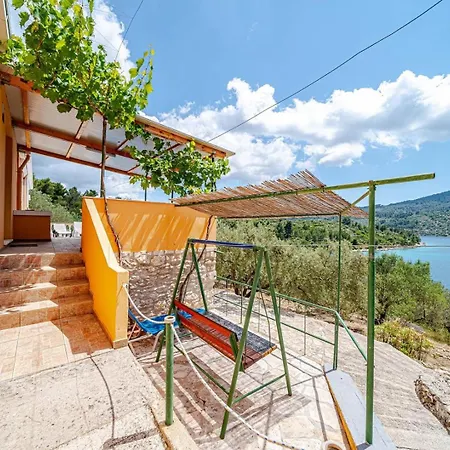 Guest house Nina Plitvine Vela Luka
