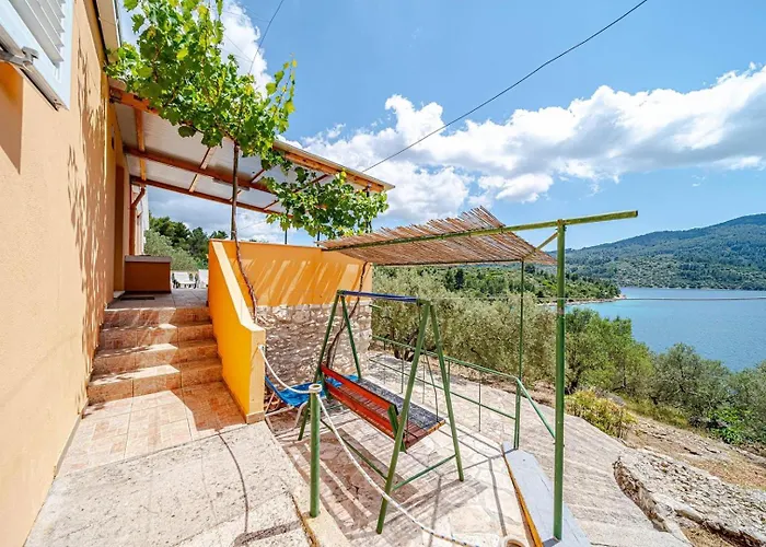 Guest house Nina Plitvine Vela Luka